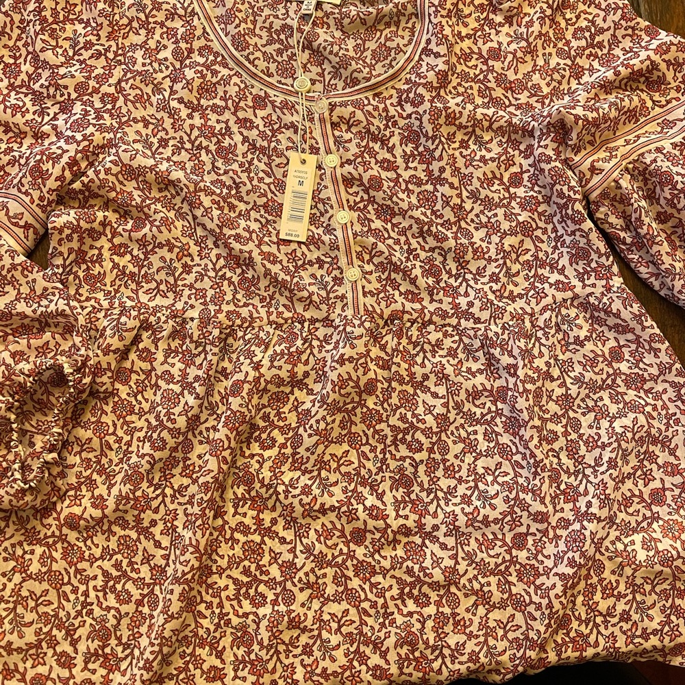 Max Studio Bubble Sleeve Bottom Top - Picture 2 of 5